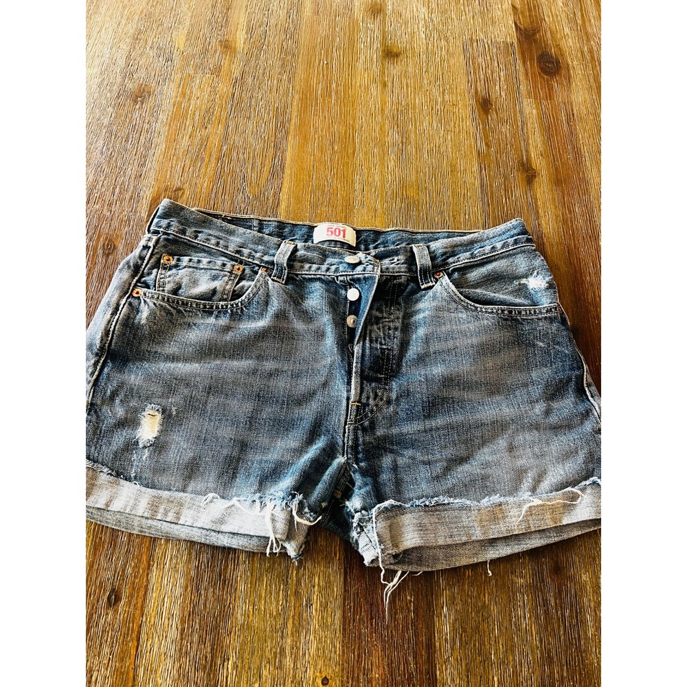 Levis 501 Original Distressed Denim Shorts Medium Wash Button Fly Cut Offs 33